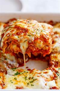 Vault Lasagna & Garlic Bread Meal